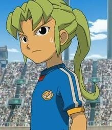 イナズマイレブン緑川リュウジって中2ですよね？ - 中2だと思