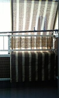 部屋の向かいがすぐ隣の家で日よけ兼目隠しにとホームセンターでビニール製 茶 ベー 教えて 住まいの先生 Yahoo 不動産