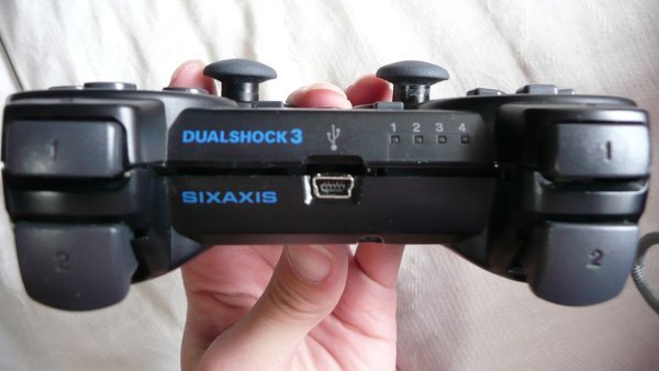 PS3コントローラーについて。 - コントローラーの掃除をしま 
