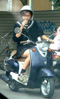 制服姿でタバコ吸ってる女子高生ってあんま見ないですが 繁華街の Yahoo 知恵袋