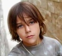 この外国の子役 かモデル の男の子の名前を教えてください かな Yahoo 知恵袋