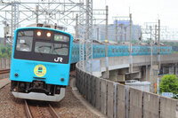 幕張駅の発車メロディーについて 幕張駅の発車メロディーが去年の夏ごろに変わ Yahoo 知恵袋