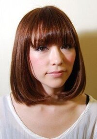 マジックカーラーを使ってワンカールボブの髪形にできますか 写真の Yahoo 知恵袋