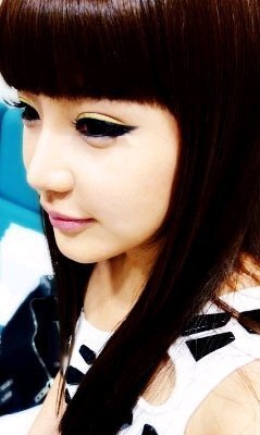 2ne1のparkbomってとても 白目が少ない気がしますが Yahoo 知恵袋