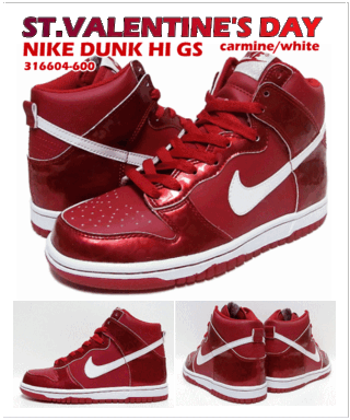 制服にハイカットのスニーカーを合わせたいのですが単色レッドのスニーカーは Yahoo 知恵袋