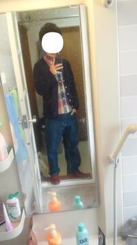 ダサいですか 高校２年生です 画像の赤のスタジャンを買ったので Yahoo 知恵袋