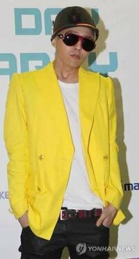 G Dragonや Bigbangなどがきている庶民的な服のブランドってあ Yahoo 知恵袋