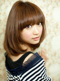 髪の長さでカラーやパーマの値段かわりますよね 行きたい美容院の Yahoo 知恵袋