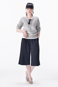 このクロップドパンツ ガウチョパンツ どう思いますか 低身長の人には似合 Yahoo 知恵袋