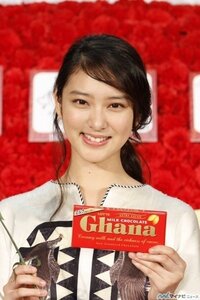 武井咲に似てる動物ってありますかね 私はウサギに似てると Yahoo 知恵袋