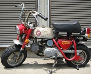 モンキーZ50Aに詳しい方教えてください。 - 当方バイク初心 - Yahoo