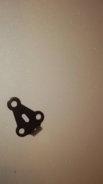 スカートについている謎の金具を購入したいのですが - 画像にう 