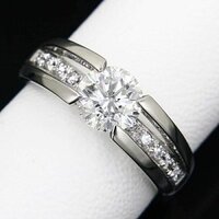 結婚10周年記念に指輪を買って貰う事になりました 中央に Yahoo 知恵袋