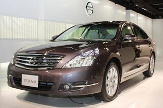 日産 ティアナって高級車ですか 日本ではまぁ少し高額かな 中国だと Yahoo 知恵袋