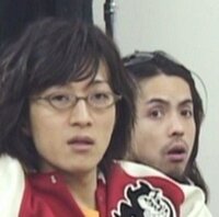 L Arc En Cielの添付した画像について ヒゲの生えたhyde Yahoo 知恵袋