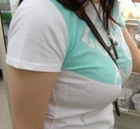 二の腕太いですか 正直に言うと太いですね 二の腕が太いと Yahoo 知恵袋