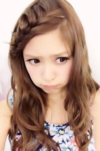 大至急 女子中学生です 簡単な 前髪のアレンジ教えてください 伸ば Yahoo 知恵袋