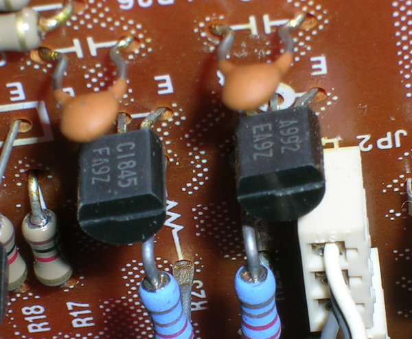 アンプで使用されているトランジスタ2SA992/2SC1845のコンプリペ