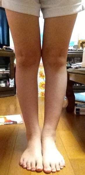 自分の足が太くみえます 写メではあまり太く見えませんが やはり写メと実物 Yahoo 知恵袋