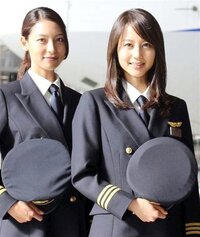 ミスパイロット小田千里 相武紗希 と手塚晴 堀北真希 皆さんはど Yahoo 知恵袋