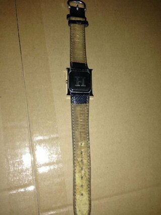 エルメスの腕時計について教えて下さい。見た目はエルメスの腕時計な - Yahoo!知恵袋