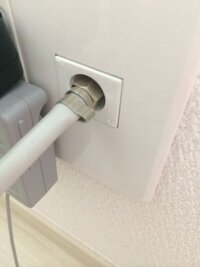 壁についているテレビの線の外し方について 写真のように接続 Yahoo 知恵袋