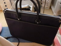 結婚式に出席する時 男性はバッグを持たないんですか バッグを持っ Yahoo 知恵袋