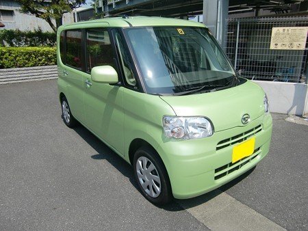 車を買おうと思っています タントのマスカットグリーン 黄緑 にし Yahoo 知恵袋