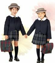 この私立幼稚園の制服はどうでしょう 可愛いですか 可愛いと思いま Yahoo 知恵袋