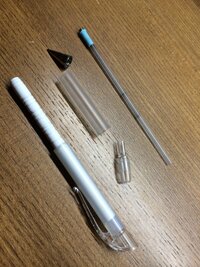 シャーペンの芯が出なくなってしまいました どうしたらいい Yahoo 知恵袋