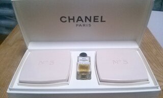 シャネルno 5サヴォン 石鹸 75g 標準重量 2個 シャネルno 5オ Yahoo 知恵袋