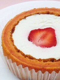 夜中なのにケーキが食べたくなりました 生クリーム多めのコンビニス Yahoo 知恵袋