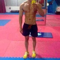 30手前の男性で 身長172cm 70kgはちょっと絞らないといけない体型で Yahoo 知恵袋