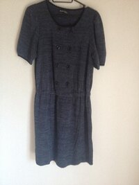 この形のワンピースは 流行遅れでしょうか 肩から肘にかけてシースルー Yahoo 知恵袋