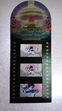 ヤフオクにアニメ映画の特典フィルムを大量に出品してる人がいますがど Yahoo 知恵袋