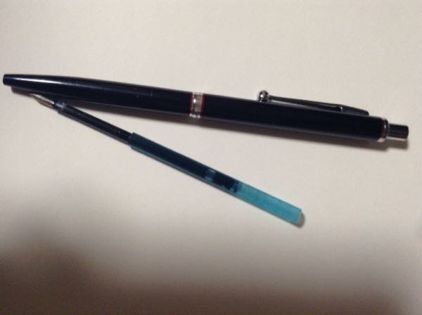 exceedのボールペンを貰いました。 - 古いタイプのボールペンのようで