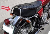 このバイクのシートの後ろの - 金属の部分はなんという名前なのですか？ - Yahoo!知恵袋