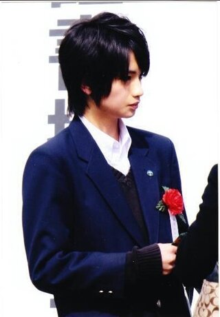 Sexyzoneの中島健人君の中学時代の写真ですが かっこよすぎ Yahoo 知恵袋