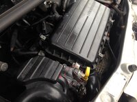 突然車のエンジンルームから白い湯気があがり エンジンルームを覗いてみたら Yahoo 知恵袋
