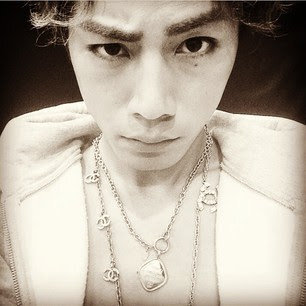 3代目jsoulbrothersの登坂広臣さんが着用しているシャ Yahoo 知恵袋