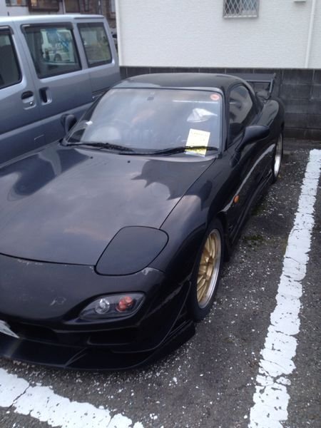 放置車の質問です 近くにナンバー付きのrx 7 Fd3s Yahoo 知恵袋