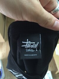 ステューシーのTシャツについて最近ステューシーのTシャツを購入したの 
