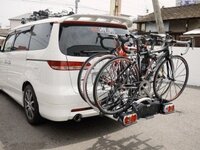 ヒッチキャリアについて質問です 高速道路を使用する際 トレーラー Yahoo 知恵袋