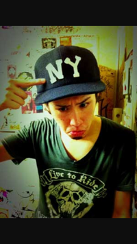 Oneokrocktakaのアコースティックライブの服装について質問です Yahoo 知恵袋