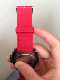 アディダスの腕時計を持っていますか またかっこいいと思いますか Yahoo 知恵袋