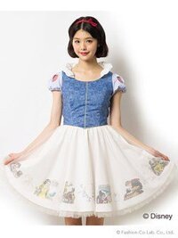 来月ディズニーに行くんですが服装について質問があります ひとつ前に質問し Yahoo 知恵袋