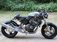 バイクホーネットカフェレーサーカスタムについてです。こちらの画像の