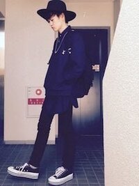 つば広ハットについて質問です まず画像をみてください この画像はちょ Yahoo 知恵袋