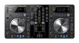 Pioneer CDJ 「XDJ-R1」& Cerwin-Vegaスピーカー Pioneer CDJ 「XDJ-R1」& Cerwin-Vegaスピーカー
