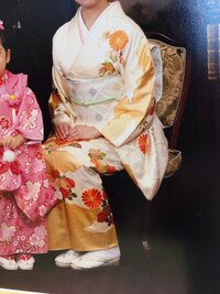 結婚式の御呼ばれの服装の相談です 10月半ばの結婚式に主賓の妻として招待さ Yahoo 知恵袋